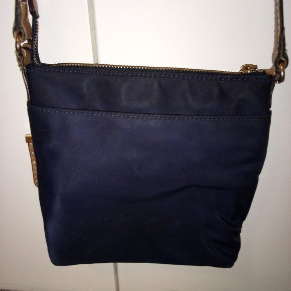 Tommy Hilfiger Julia flat crossbody bag - Picture 3 of 13
